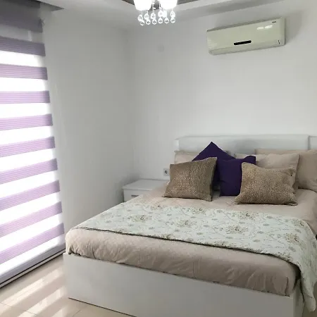 Kleopatra, Best 17 Appartement *